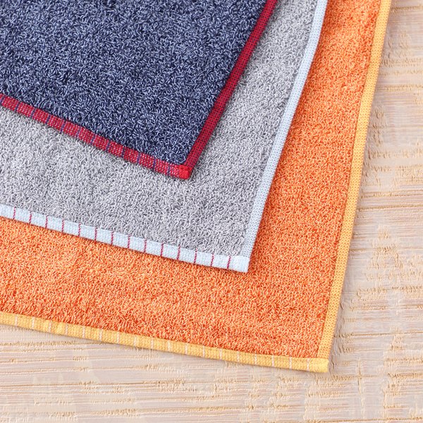 SMART STYLE REVERSIBLE HANDKERCHIEF